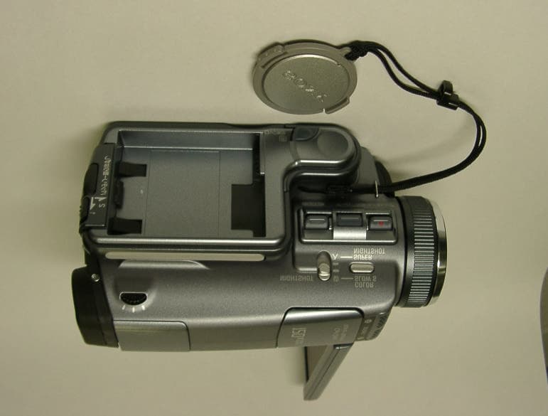 Digital Video Camera Recorder DCR-IP55 - FCC ID AK8DCRIP55 - Sony Group Corporation (1)
