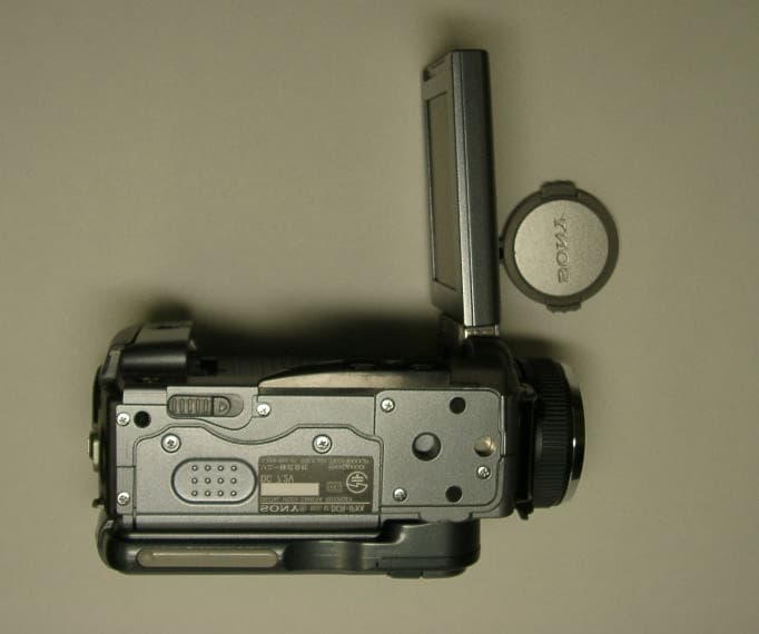 Digital Video Camera Recorder DCR-IP55 - FCC ID AK8DCRIP55 - Sony Group Corporation (3)