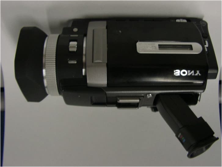 Digital Video Camera Recorder TRV950 - FCC ID AK8DCRTRV950 - Sony Group Corporation (1)