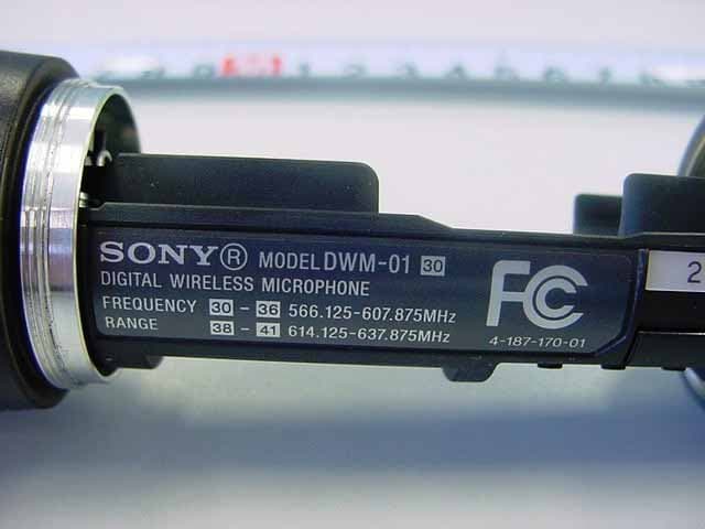 Digital Wireless Microphone - FCC ID AK8DWM01 - Sony Group Corporation (3)