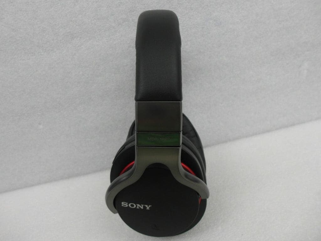 Wireless Stereo Headset - FCC ID AK8MDR1RBT - Sony Group Corporation (4)