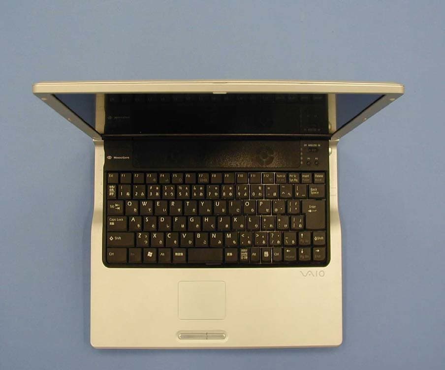 Notebook Computer with WLAN and Bluetooth - FCC ID AK8PCG571Z - Sony Group Corporation (1)