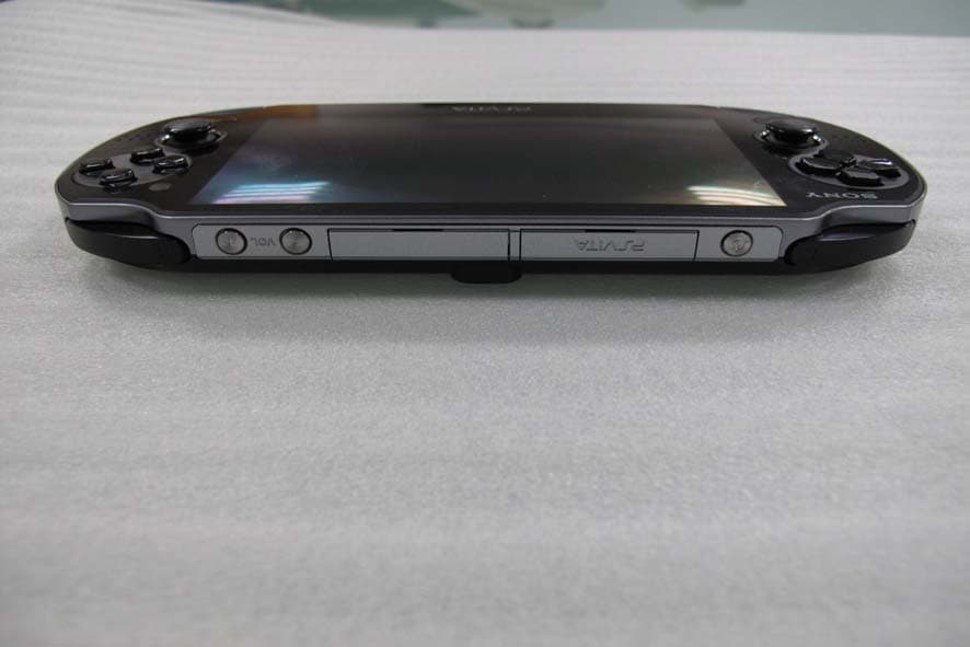 PlayStation(R) Vita - FCC ID AK8PCH1101A - Sony Group Corporation (5)
