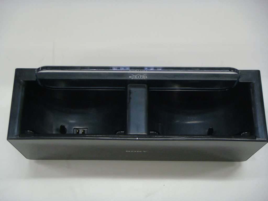 Digital Stereo Transmitter - FCC ID AK8TMR4000 - Sony Group Corporation (4)