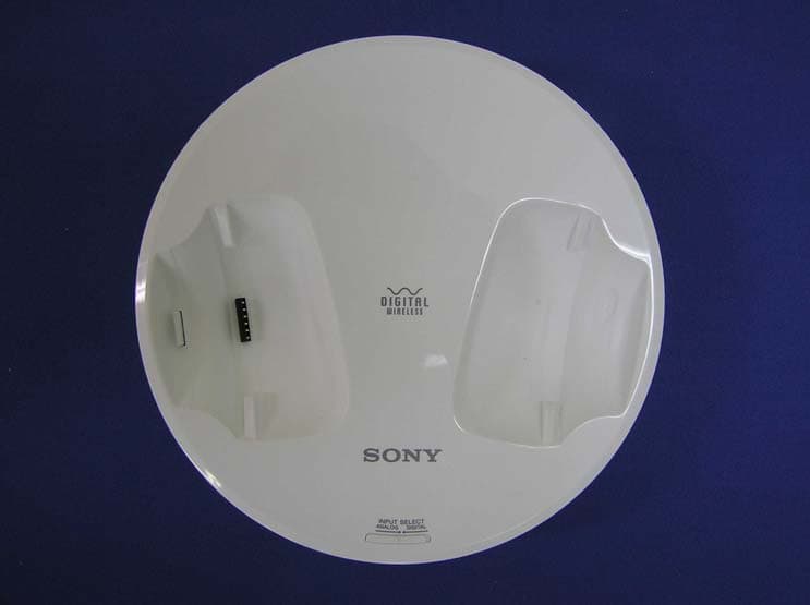 Wireless Headphone Transmitter - FCC ID AK8TMR5000 - Sony Group Corporation (3)