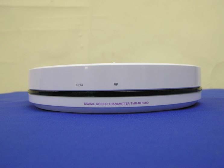 Wireless Headphone Transmitter - FCC ID AK8TMR5000 - Sony Group Corporation (4)