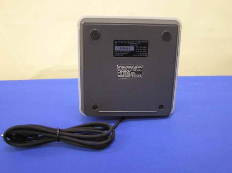 Transmitter for Wireless Speakers - FCC ID AK8TMR930 - Sony Group Corporation (2)