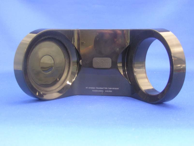 RF Stereo Transmitter - FCC ID AK8TMRRF925R - Sony Group Corporation (3)
