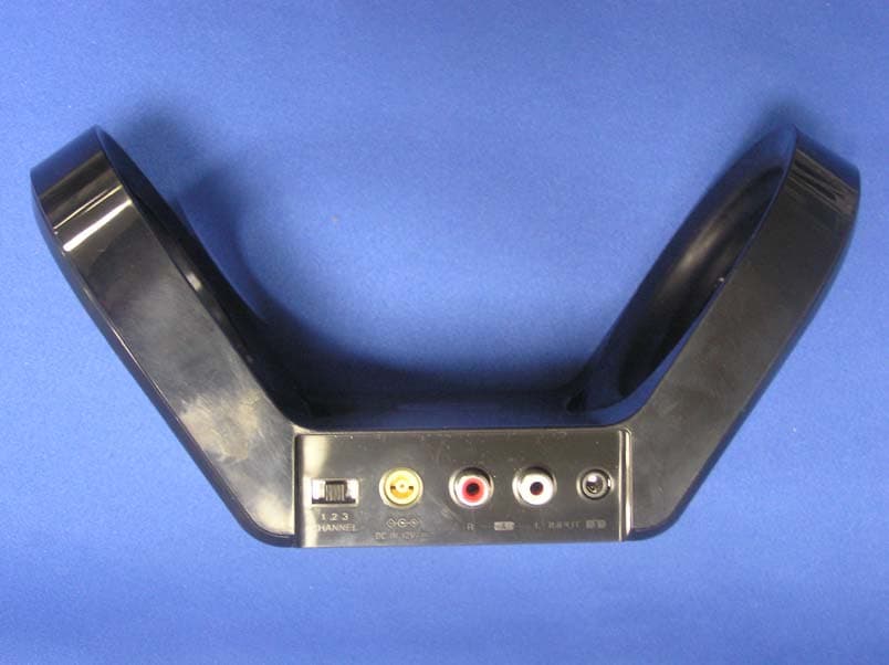 RF Stereo Transmitter - FCC ID AK8TMRRF925R - Sony Group Corporation