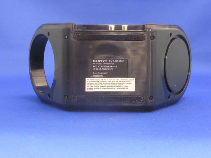 RF Stereo Transmitter - FCC ID AK8TMRRF970R - Sony Group Corporation (3)