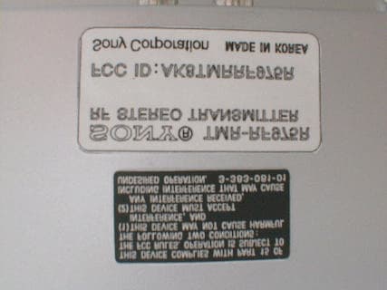 RF Stereo Transmitter - FCC ID AK8TMRRF975R - Sony Group Corporation (1)