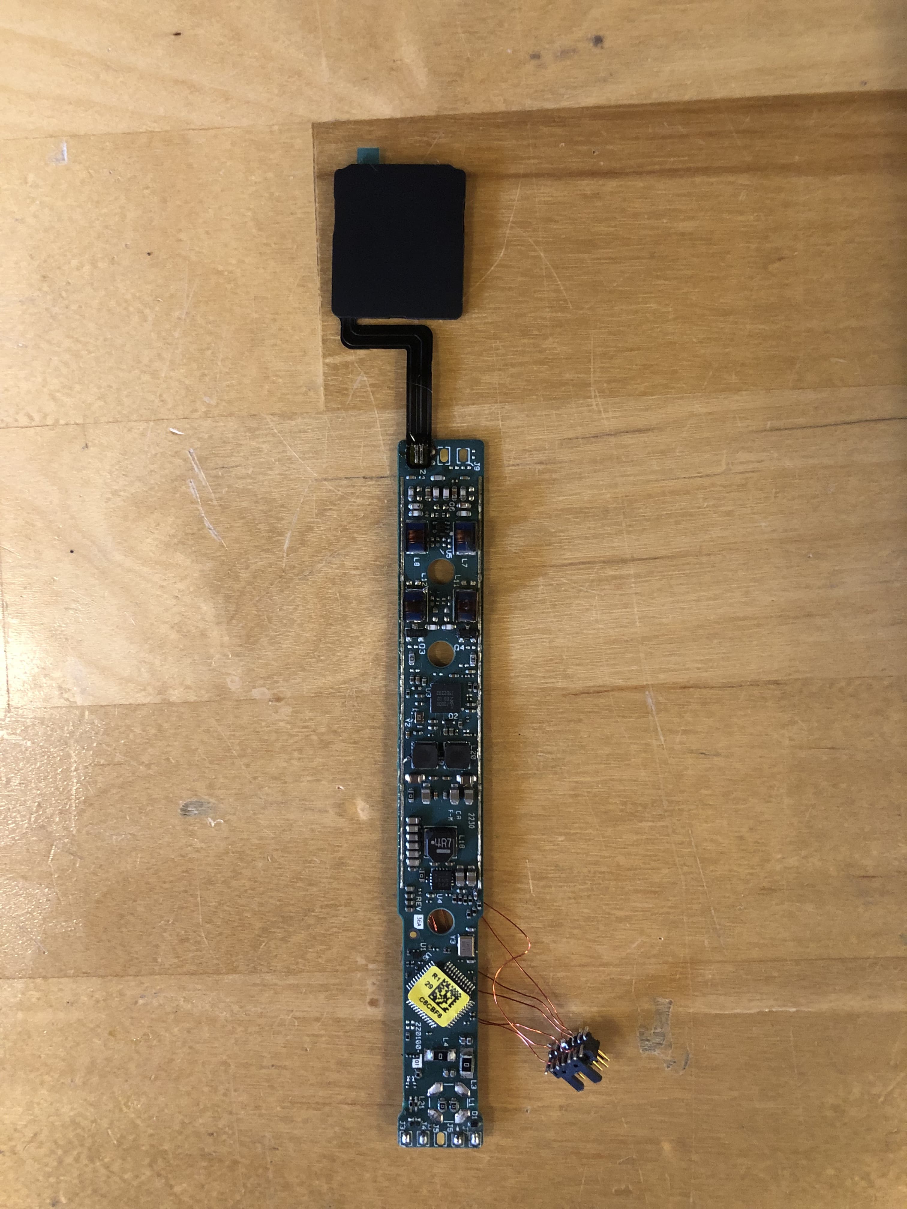 Wireless Charge Stand - FCC ID AL8-CBVS1 - HP Inc.
