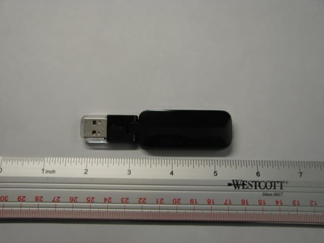 DECT USB Audio Transmitter - FCC ID AL8-D100X - HP Inc. (4)