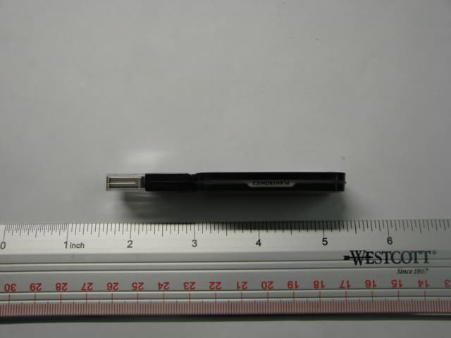 Wireless USB Base Unit - FCC ID AL8-D100Y - HP Inc. (3)