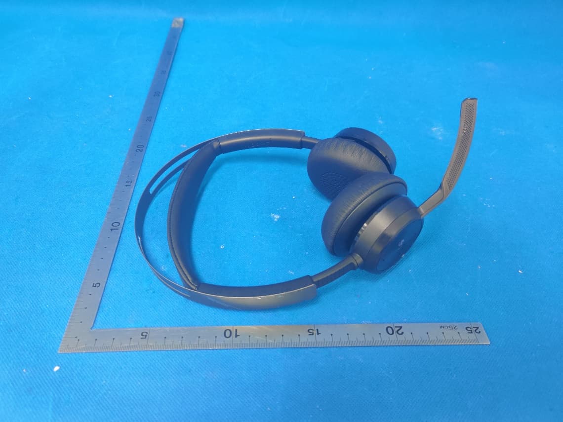 Bluetooth headset - FCC ID AL8-VFOCUS2 - HP Inc. (2)
