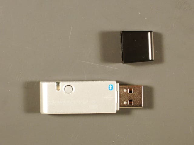 Bluetooth Dongle - FCC ID AL8BUA-100 - HP Inc.