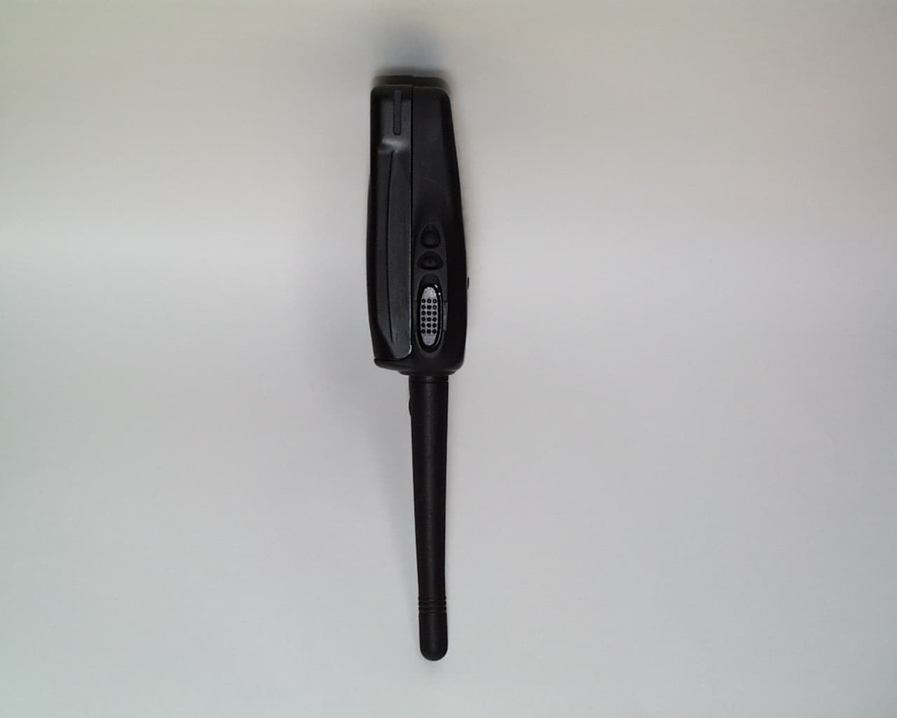 VHF Handheld Transceiver - FCC ID ALH32253110 - Kenwood USA Corporation (4)