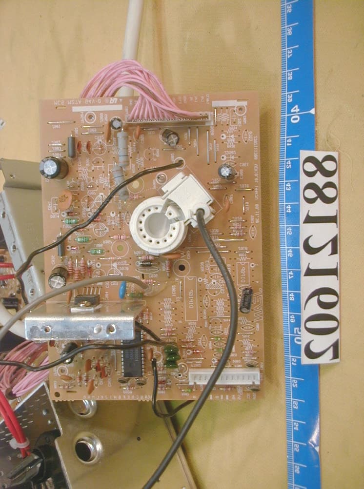 COLOR MONITOR - FCC ID AMPJ41C - Jean Co Ltd (3)