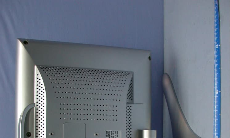 18" LCD TV Monitor - FCC ID AMPT81B - Jean Co Ltd (2)