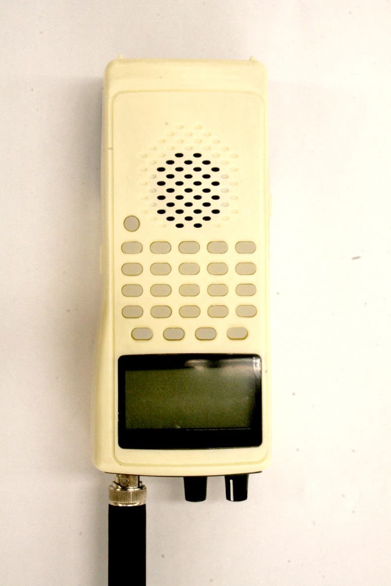 HANDHELD SCANNER - FCC ID AMWUB350 - Uniden America Corporation