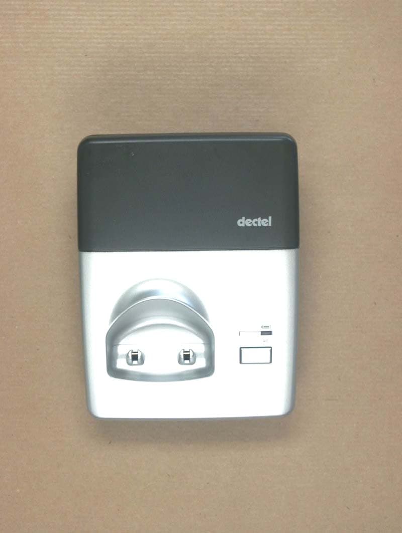 UPCS base unit DECT 1060 - FCC ID AMWUC501 - Uniden America Corporation (2)