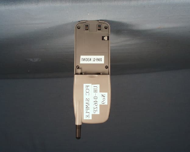 Portable Cellular Telephone (AMPS) - FCC ID AMWUH046 - Uniden America Corporation (1)