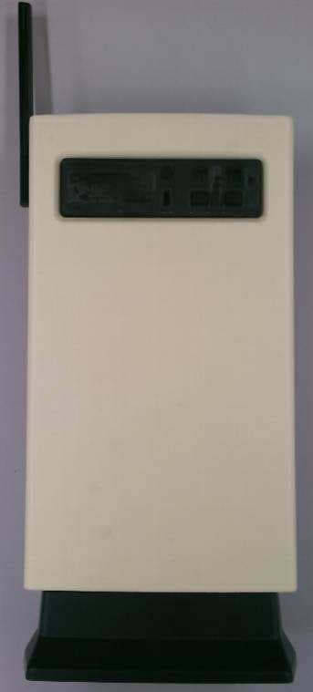 1.9 GHz UPCS Cordless Telephone - Base Unit - FCC ID AMWUP689 - Uniden America Corporation (2)