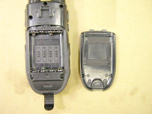 PORTABLE FRS/GMRS RADIO - FCC ID AMWUT018 - Uniden America Corporation