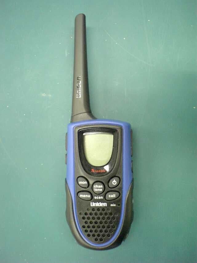 PORTABLE FRS/ GMRS RADIO - FCC ID AMWUT027 - Uniden America Corporation