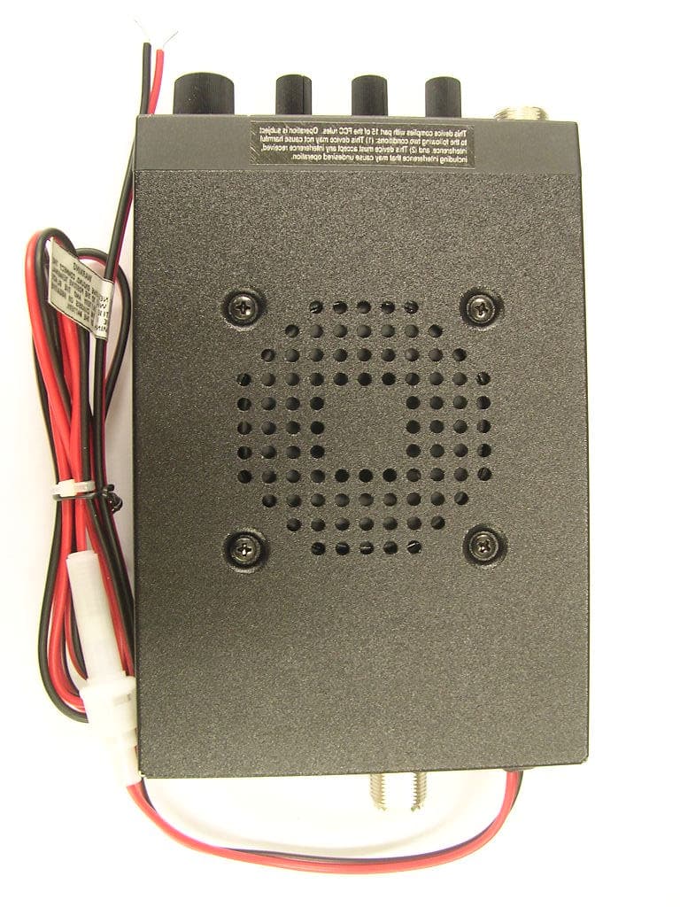CB TRANSCEIVER - FCC ID AMWUT383 - Uniden America Corporation