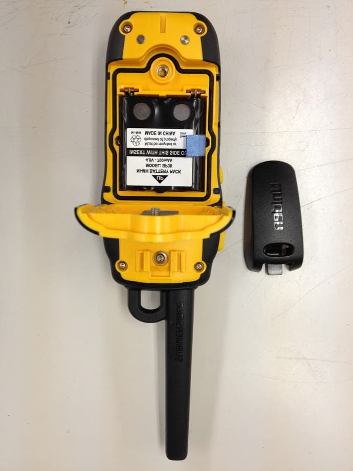PORTABLE VHF PTT MARINE RADIO TRANSCEIVER - FCC ID AMWUT639 - Uniden America Corporation (2)