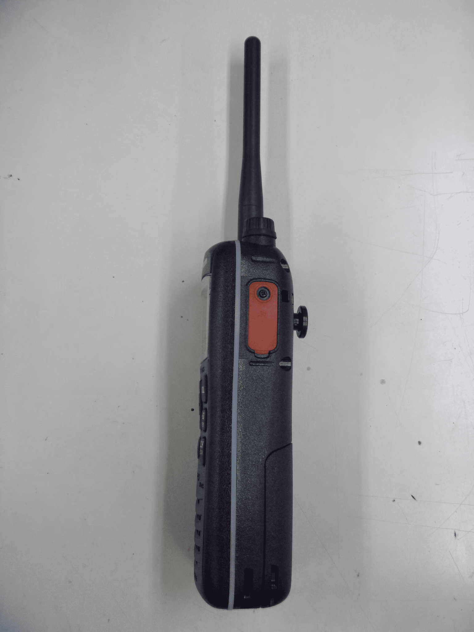 PORTABLE VHF PTT MARINE RADIO TRANSCEIVER - FCC ID AMWUT645 - Uniden America Corporation (4)