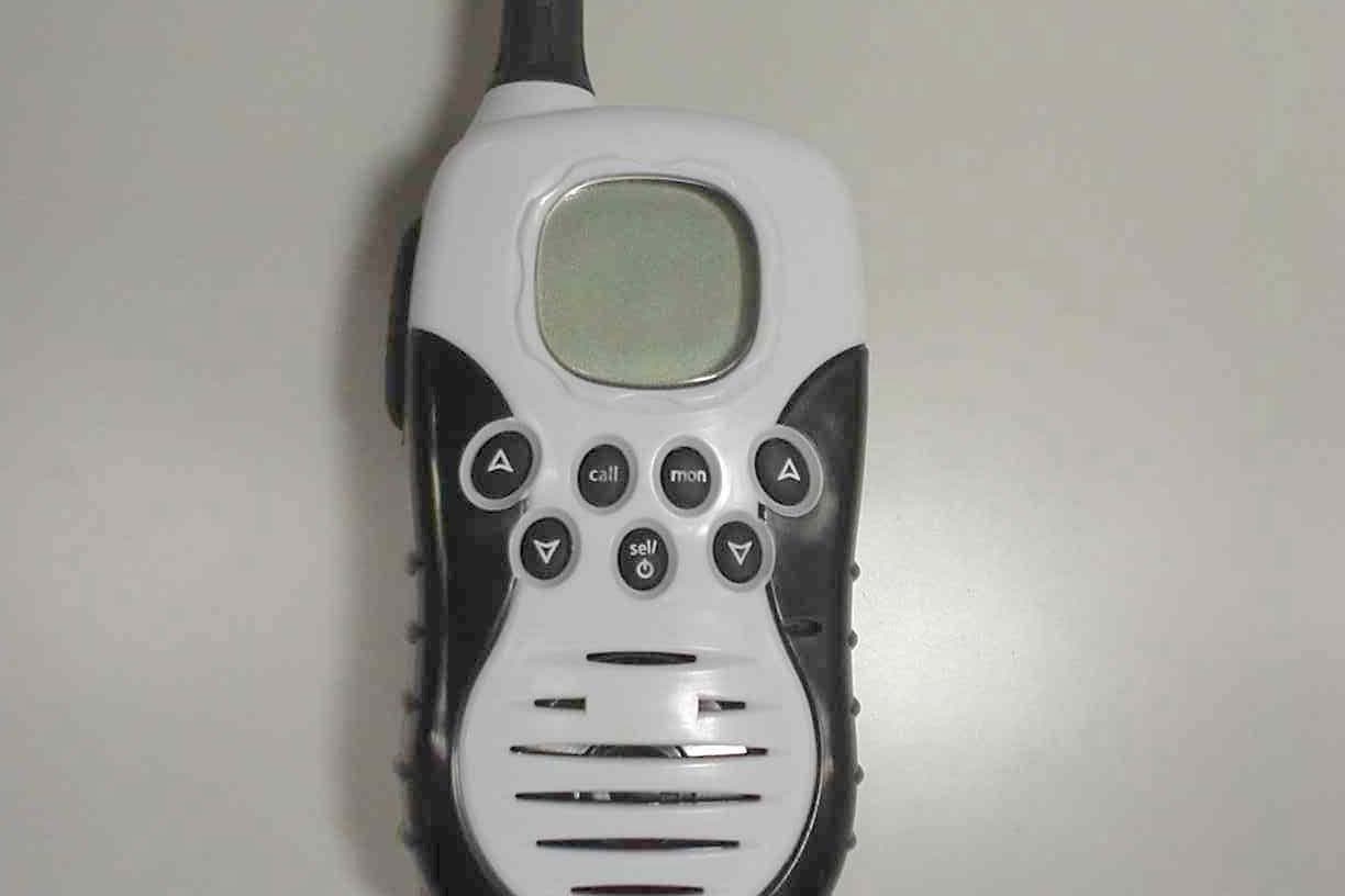 FRS/ GMRS Combination - FCC ID AMWUT893 - Uniden America Corporation (1)