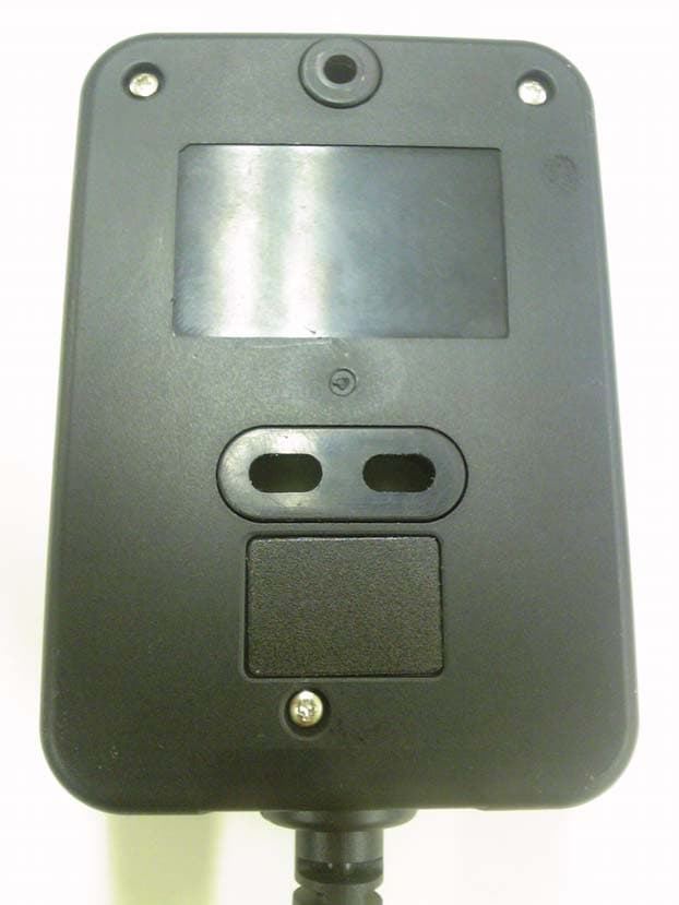1.9GHz UPCS CORDLESS MICROPHONE - BASE UNIT - FCC ID AMWUU033 - Uniden America Corporation