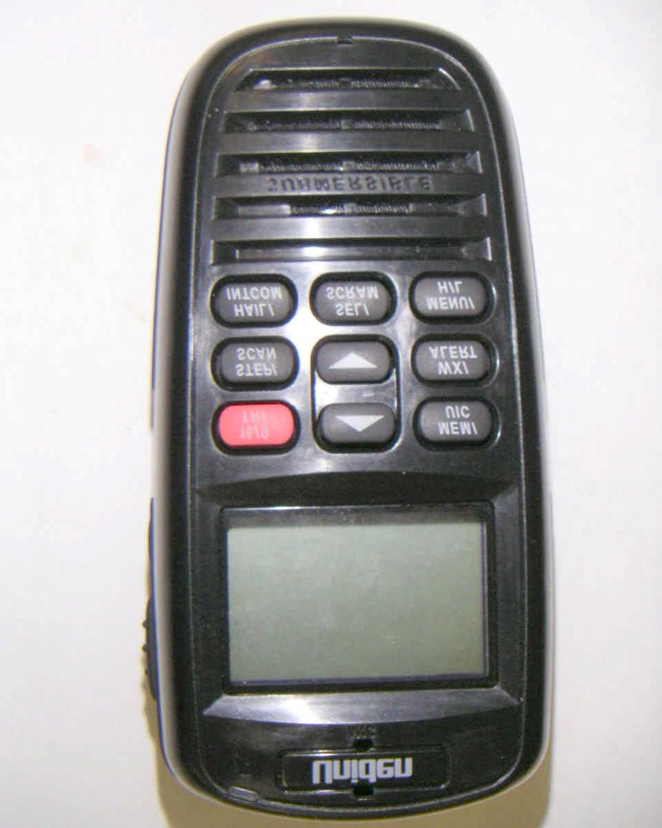 2.4 GHz Wireless Microphone - FCC ID AMWUU360 - Uniden America Corporation (2)