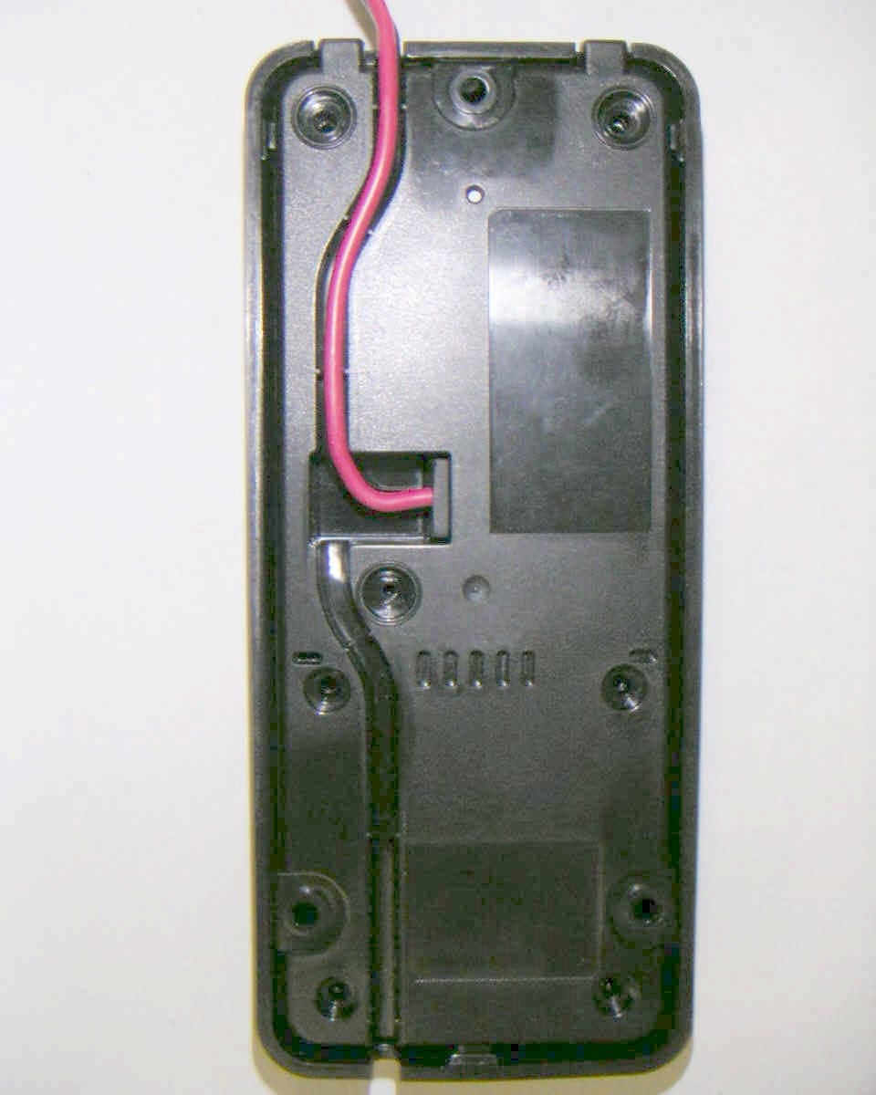 2.4 GHz Wireless Microphone - FCC ID AMWUU360 - Uniden America Corporation (4)