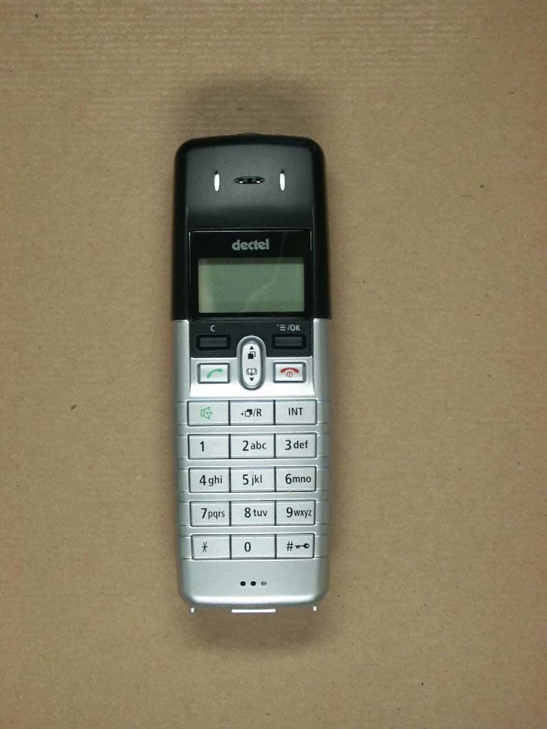 UPCS Handset DCX100 - FCC ID AMWUU499 - Uniden America Corporation (2)