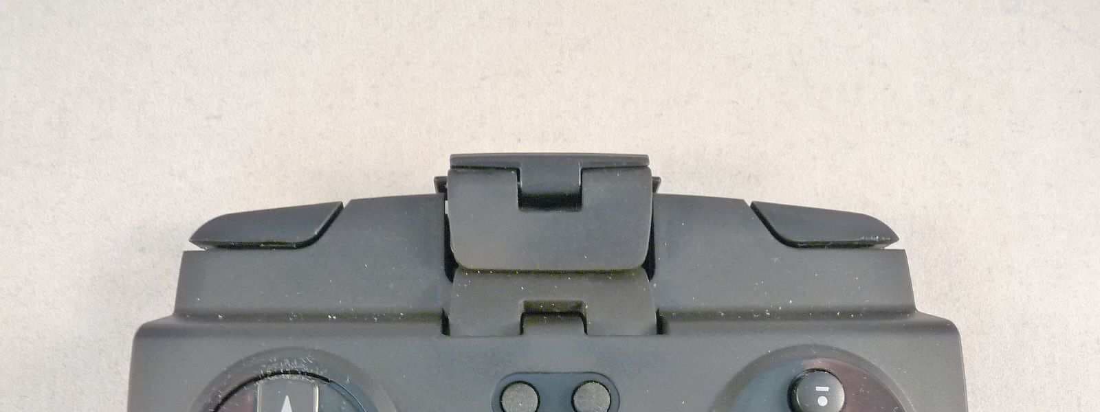 Wireless Gaming Controller with Bluetooth - FCC ID ANRGAMETELA - Fructel AB (5)