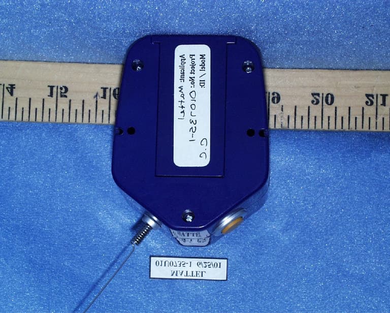 Radio Control Toy Transmitter - FCC ID APB50804-01A2T - Mattel Toys A Division of Mattel Inc (2)
