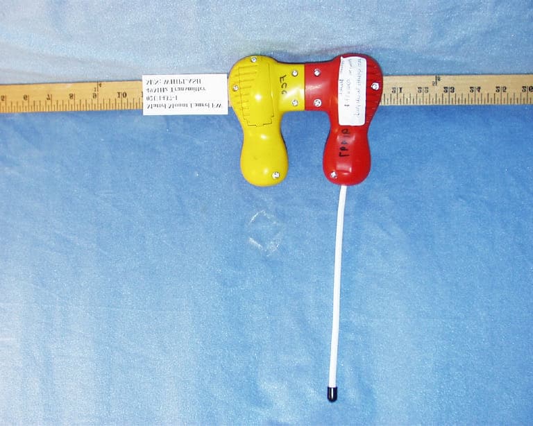 Remote Control Toy Transmitter - FCC ID APB91497-02A4T - Mattel Toys A Division of Mattel Inc