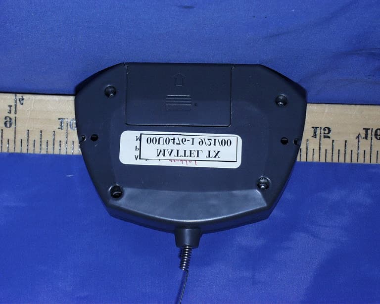 RC TOY TRANSMITTER - FCC ID APB92649-00A2T - Mattel Toys A Division of Mattel Inc (2)