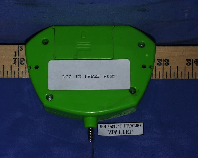 Radio Control Toy Transmitter - FCC ID APB92769-00A2T - Mattel Toys A Division of Mattel Inc (3)