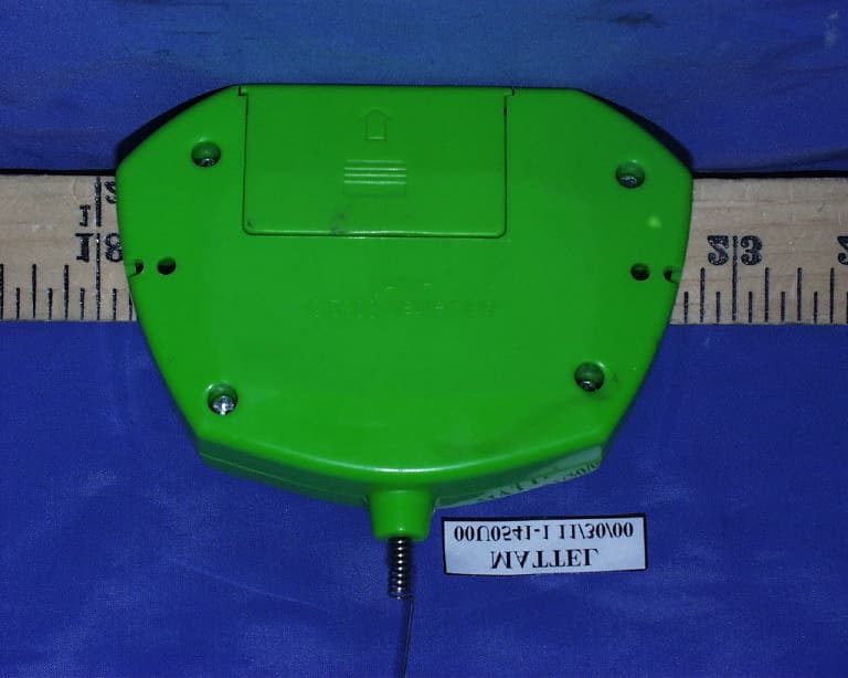 Radio Control Toy Transmitter - FCC ID APB92769-00A2T - Mattel Toys A Division of Mattel Inc (2)