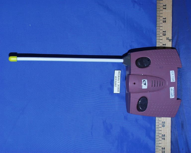 Remote Control Toy Transmitter - FCC ID APB95087-00A2T - Mattel Toys A Division of Mattel Inc (2)