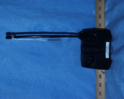 Radio Control Toy Transmitter - FCC ID APB97576-01A2T - Mattel Toys A Division of Mattel Inc (2)