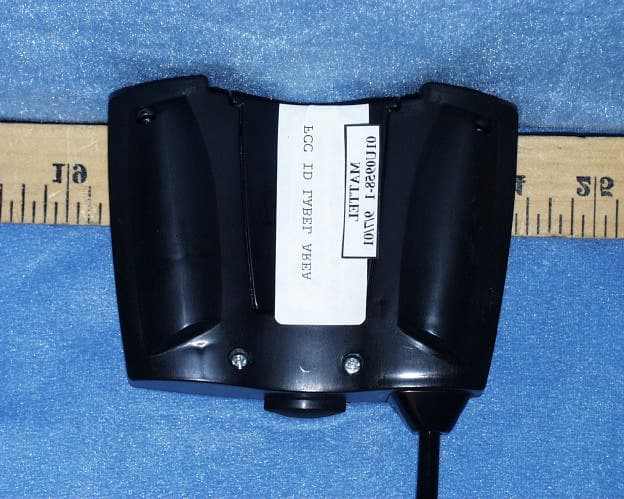 Radio Control Toy Transmitter - FCC ID APB97595-01A2T - Mattel Toys A Division of Mattel Inc (2)