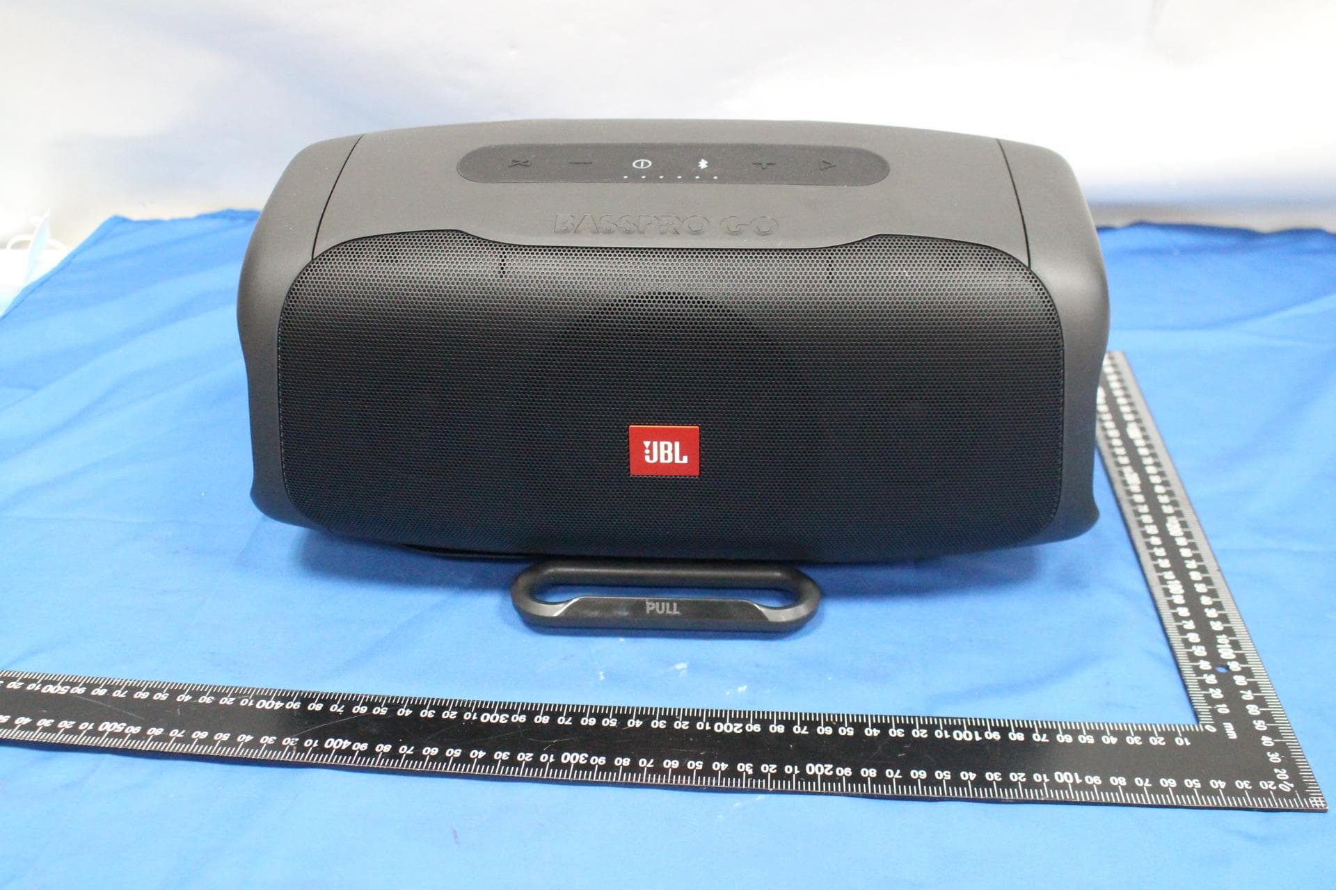 IN-VEHICLE BLUETOOTH SPEAKER - FCC ID APIBASSPROGO - Harman International Industries, Inc