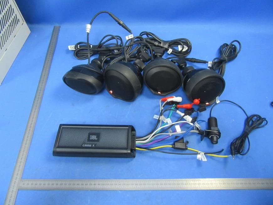 Power Sports Speaker System - FCC ID APICRUISEX - Harman International Industries, Inc