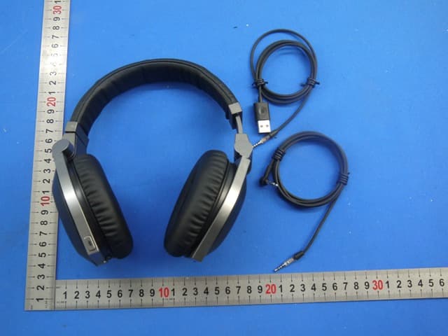 Bluetooth Headset - FCC ID APIE50BT - Harman International Industries, Inc (2)
