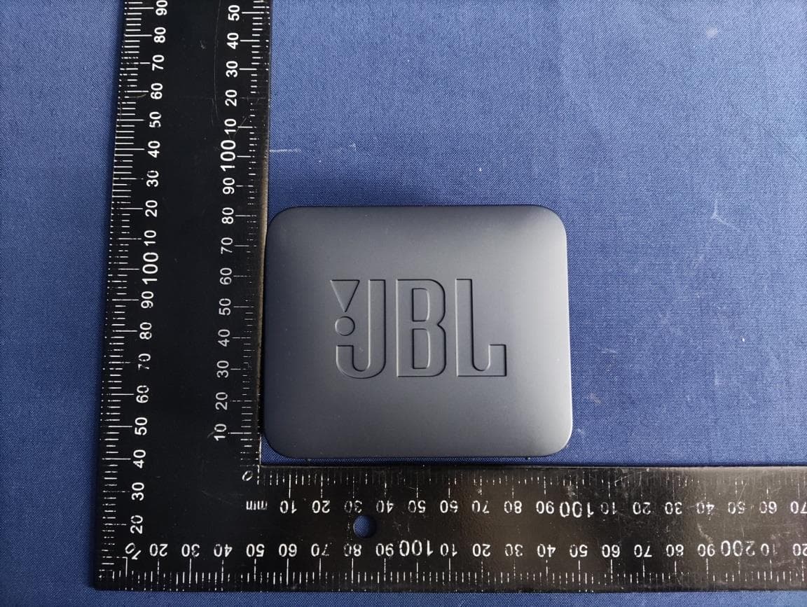 Portable Bluetooth Speaker - FCC ID APIGOED - Harman International Industries, Inc (3)